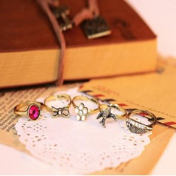 LOT : 5 bagues de phalanges en bronze||LOT : 5 bagues de phalanges en bronze||LOT : 5 bagues de phalanges en bronze