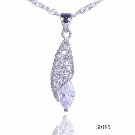 Parure pendentif + boucles-d'oreilles cristal blanc et strass||Parure pendentif + boucles-d'oreilles cristal blanc et strass