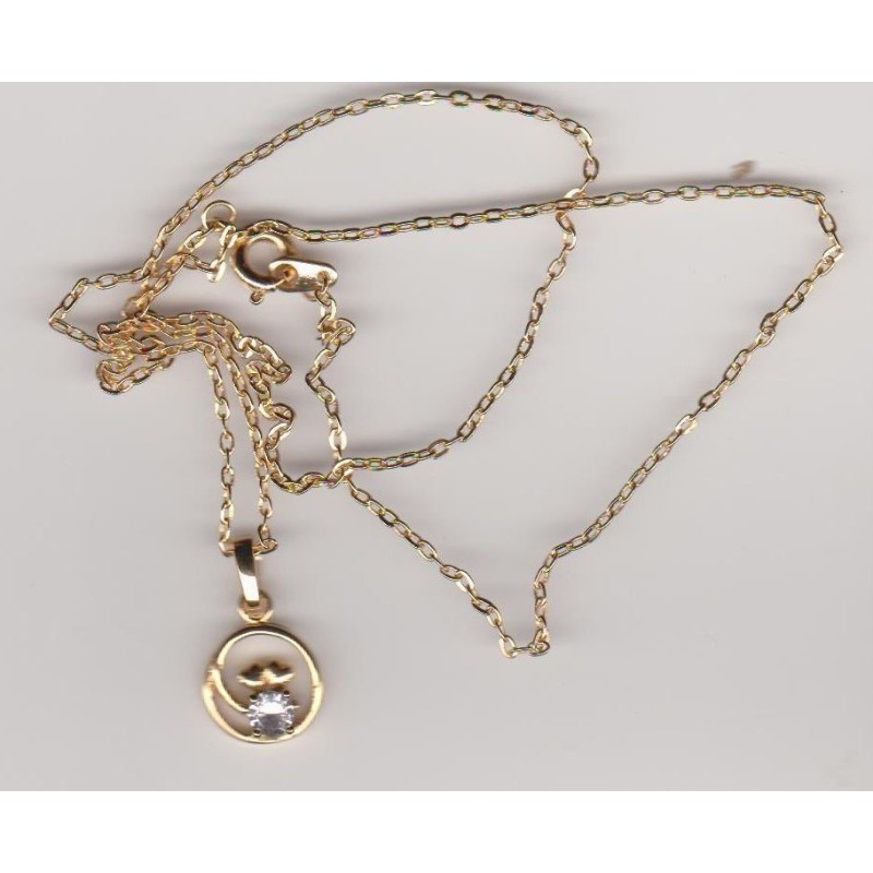 Coeur double - Plaqué Or pour ce très joli collier - 2 Coeurs sur strass