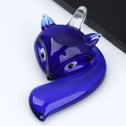 Petit et mignon pendentif en forme de Renardeau, idéal pour vous assurez d'être au top toute la journée ou même en soirée !

C