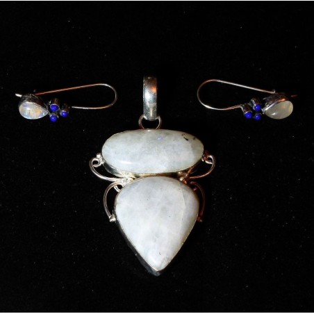 Parure Pierre de Lune : Pendentif + Boucles d'oreille avec Lapis lazuli montés sur argent massif 925. Une merveille à ne pas man