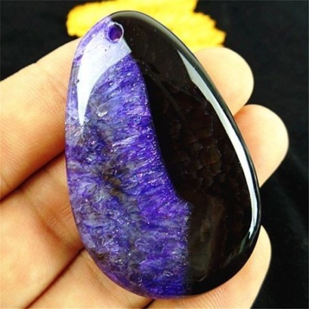 Pendentif en agate bleue/violette et noire monté avec sa bélière