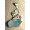 Rare pièce de créateur ! Pendentif poinçonné .925 en forme de cygne en cristal de quartz aqua aura et sa pellicule d'or ainsi qu
