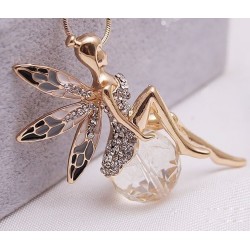 Collier avec pendentif et sa chaîne.
Matériaux : alliage et émail
Pierres : cristal et strass

Longueur chaîne : 85cm 
Vous