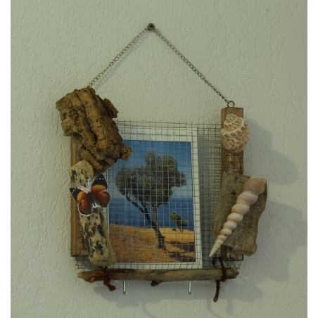 poche en grillage et bois flotte : pense-bête - porte photo - porte clé - boîte à malices