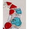 Turquoise howlite corail et perles. Une merveille que ce collier somptueux.  Fait à la main. Monté sur argent massif 925 poinçon