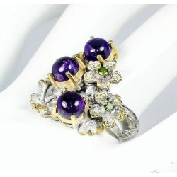 Métal : Argent massif 925 / Plaqué Or. Dimensions : 7x7 mm
Pierre  améthyste naturelles (non améliorée)
Total Carat Poids (TCW