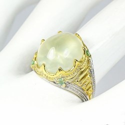 Emeraude et prehnite somptueuse bague pierre précieuse et semi-précieuse. 925 Argent poinçonné. Placage: Or 34.75 Carats