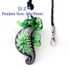 Superbe pendentif HIPPOCAMPE en verre. Divers coloris. D'autres modèles. Collier