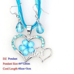  article fantaisie. Collier + boucles d'oreilles - Métal. Pendentif collier||Superbe double Coeur turquoise