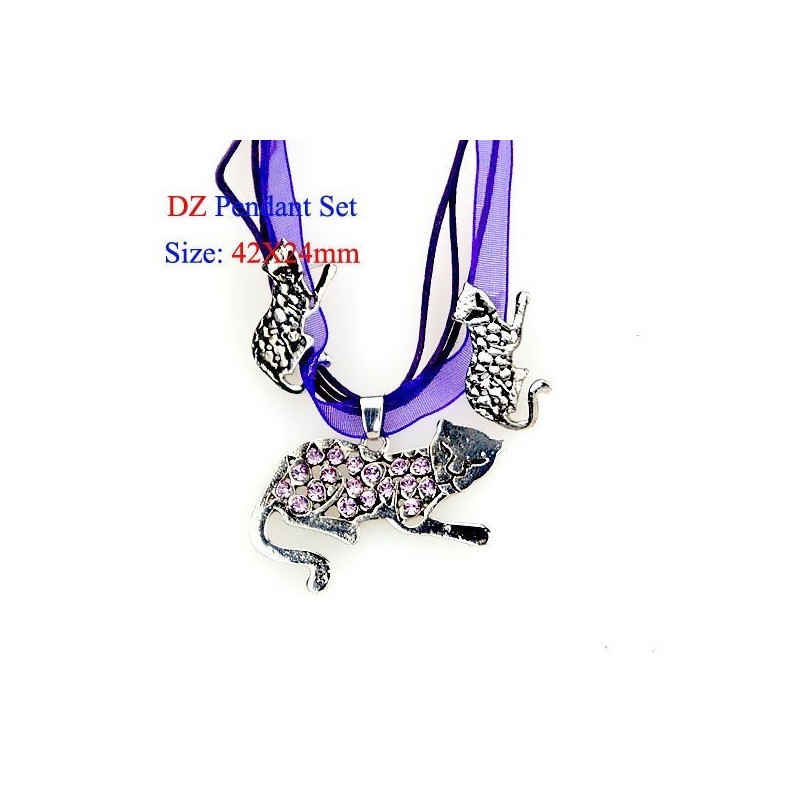 Superbe PANTHERE VIOLETTE